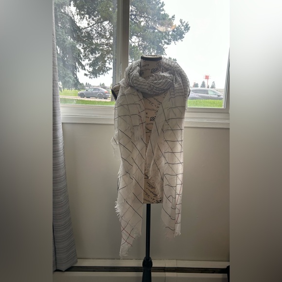 Calvin Klein Scarf - Picture 8 of 9